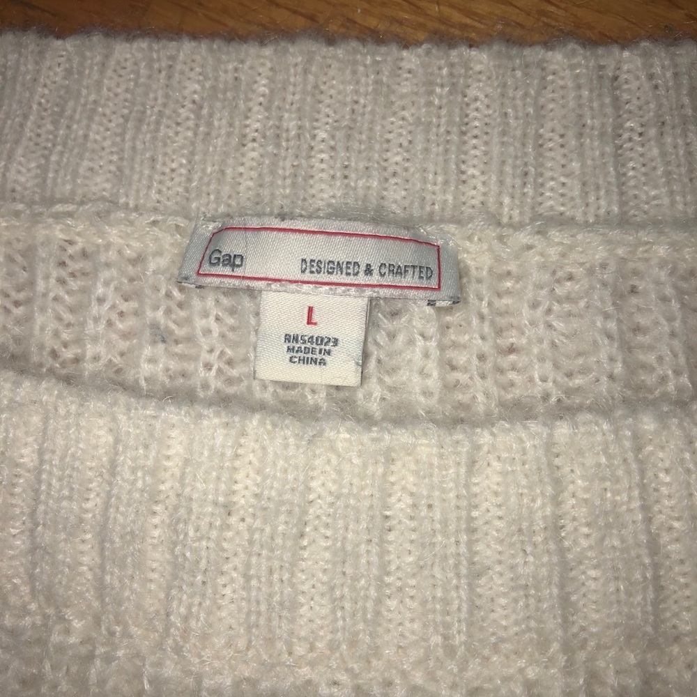 Sweater - Picture 2 of 4